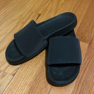 Black lululemon slides